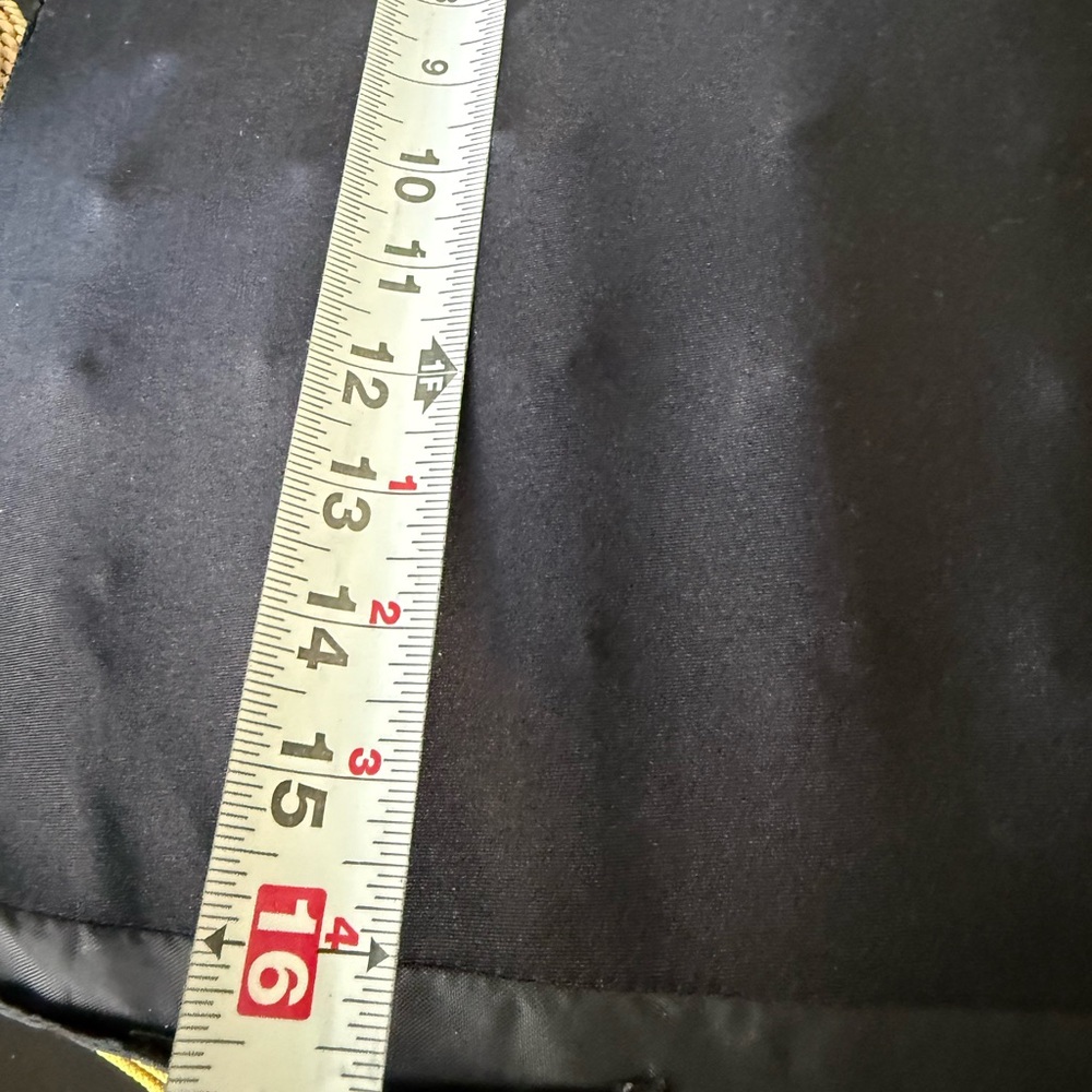 ROHO QUADTRO Select HIGH Profile Cushion - 16.00" x 17.00" x 4.25" - Picture 8 of 13